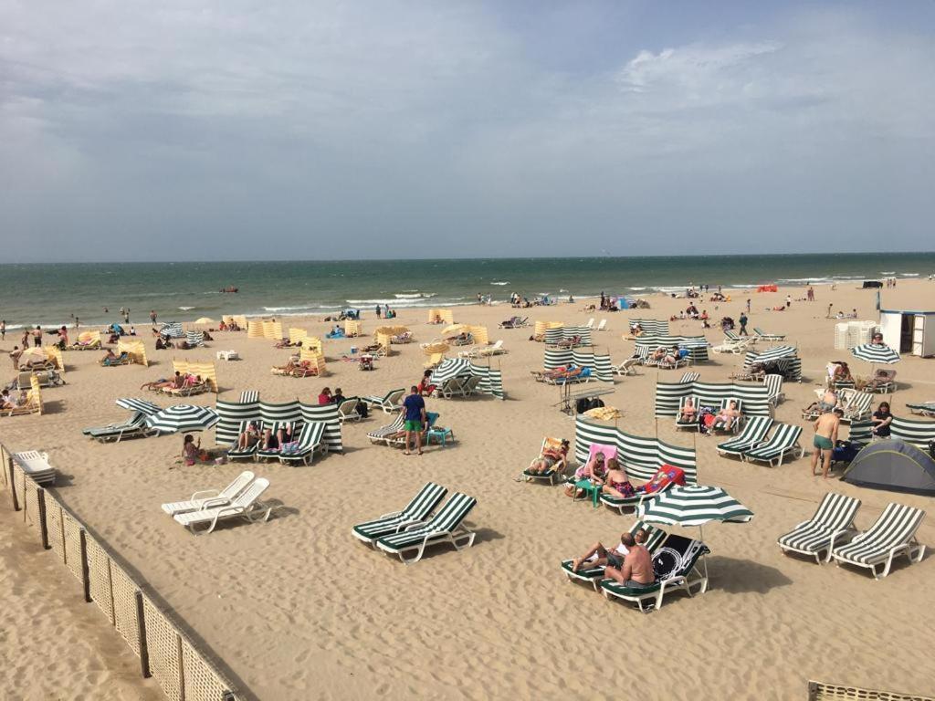Appartement Vue Sur Mer - Splendide Localisation! Sint-Idesbald Eksteriør billede